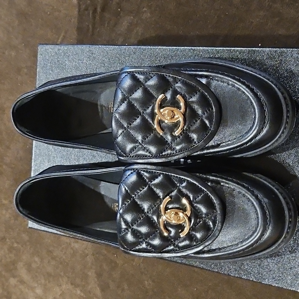 100 authentic Chanel quilted turnlock CC loafers 38